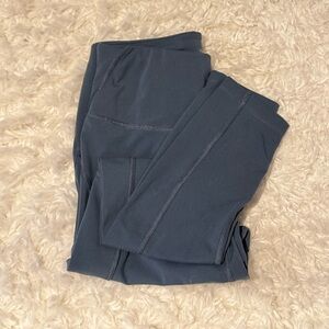 Leggings size small
